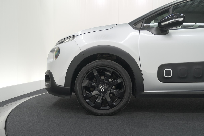 Citroen C3 PureTech 82 S&S Shine | Camera | Navigatie | Clima — photo 10