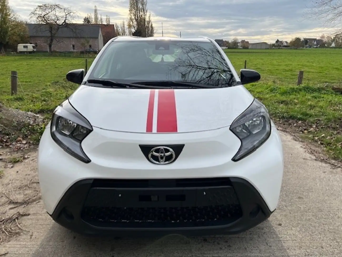 Toyota Aygo X Aygo X Play *Airco*Cam*Apps*Lane* Blanc - 2