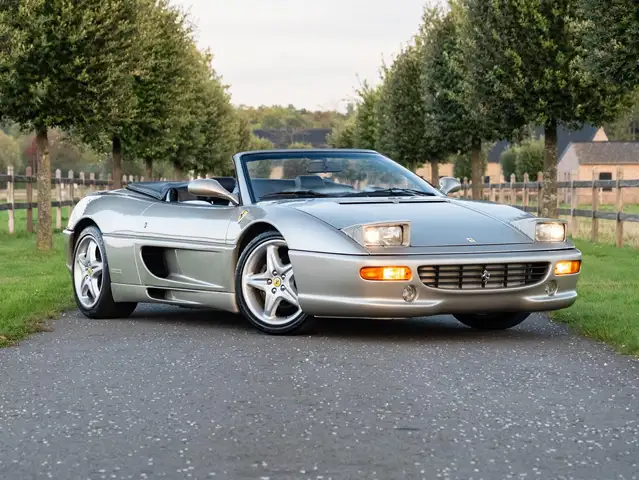 Ferrari F355 Spider Grigio Ingrid 1 of 2