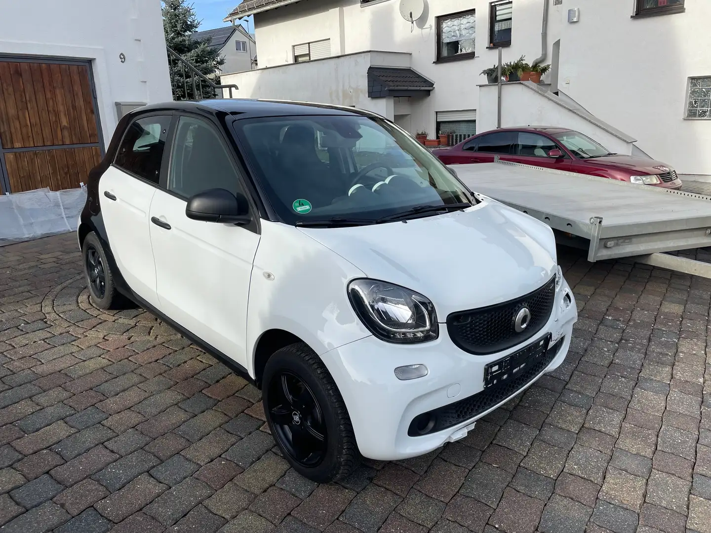 smart forFour Basis 66kW (453.044) Schwarz - 1