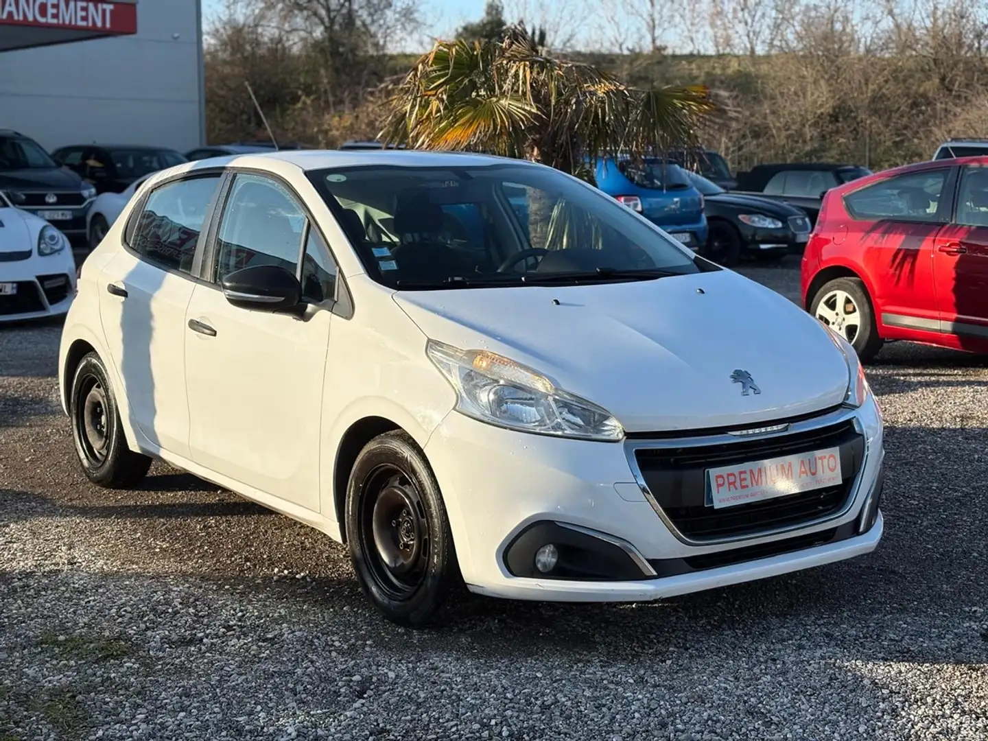 Peugeot 208 1.6 BLUE HDI TURBO Weiß - 2