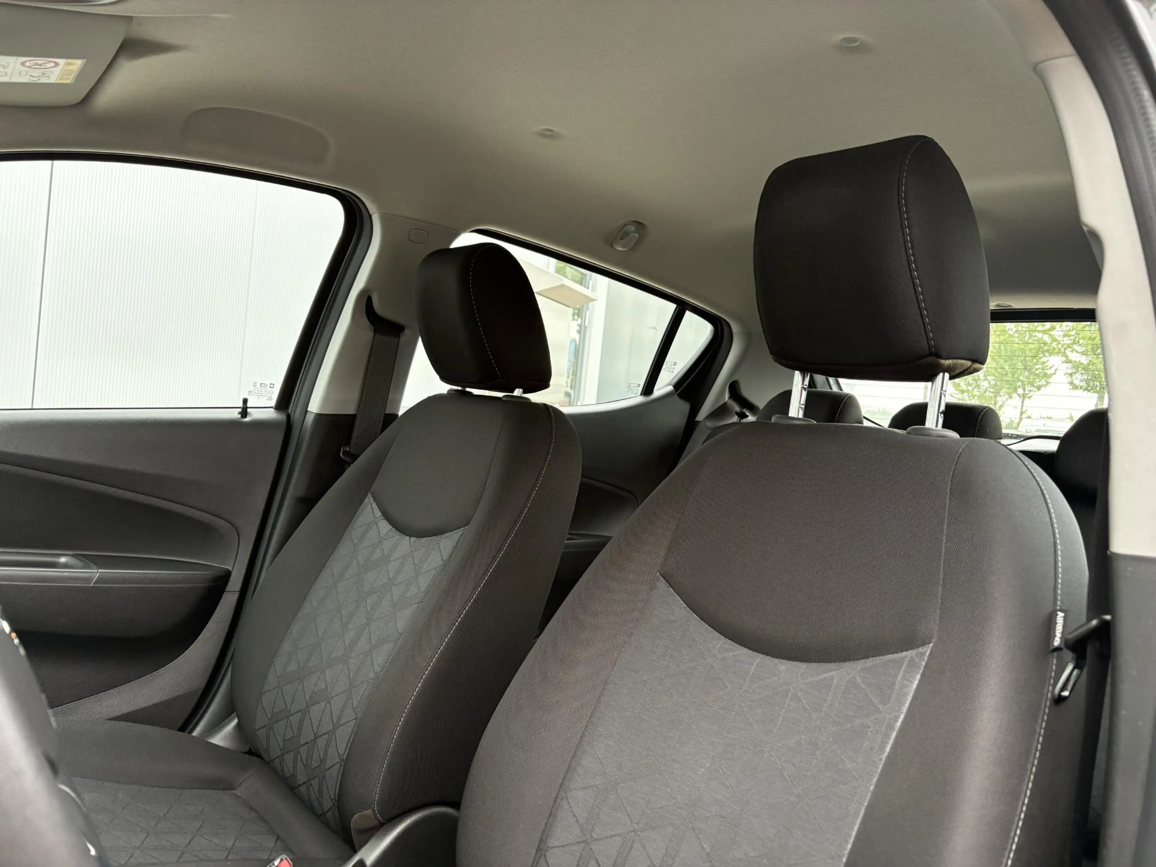 Opel Karl 1.0 ecoFLEX 120 Jaar Edition / Airco / Bluetooth / — photo 5