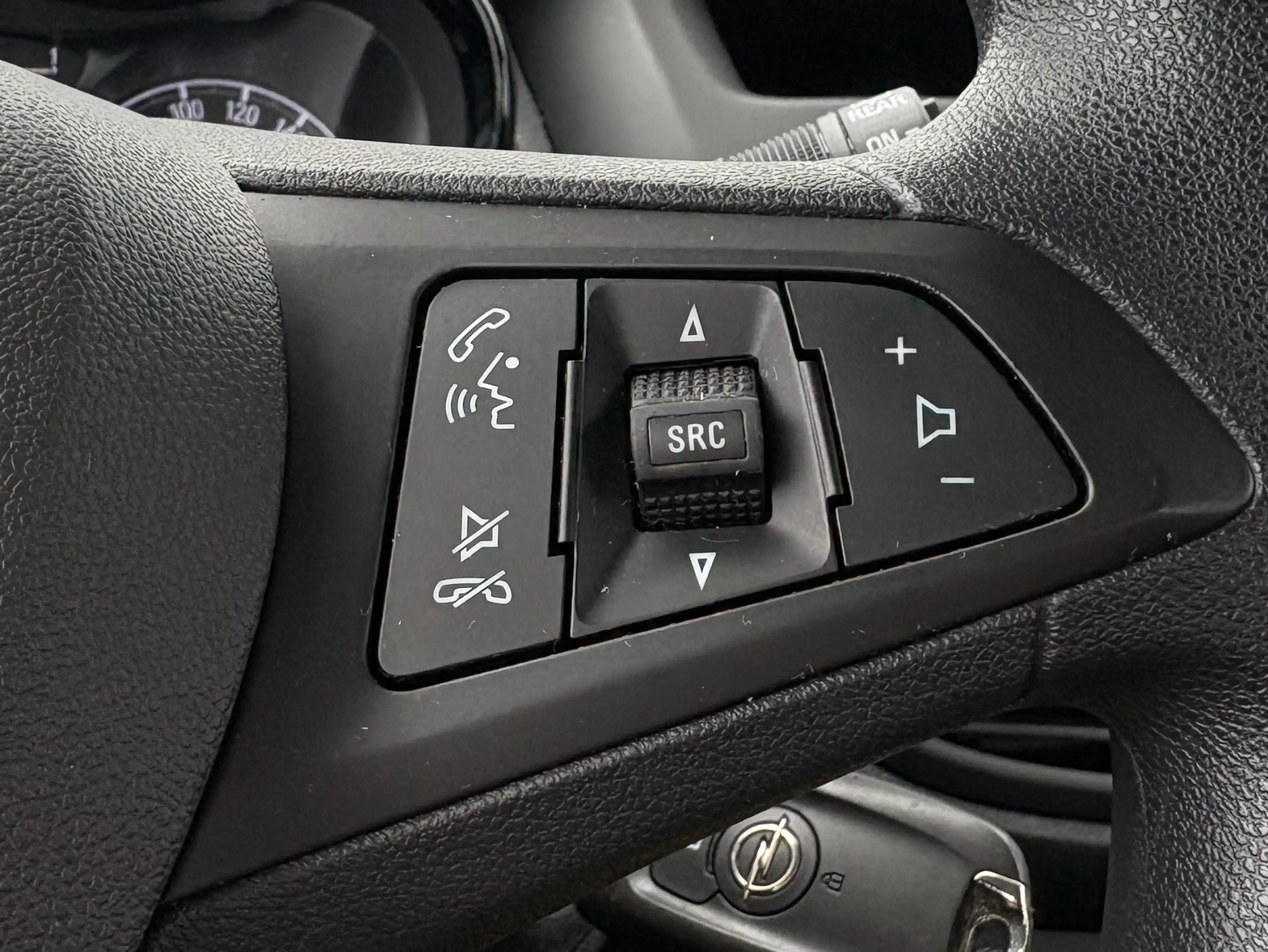 Opel Karl 1.0 ecoFLEX 120 Jaar Edition / Airco / Bluetooth / — photo 8
