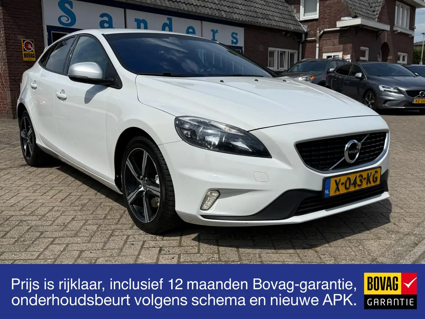 Volvo V40 2.0 T3 152 pk R-Design Blanc - 1