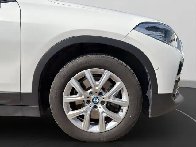 BMW X2 view 13