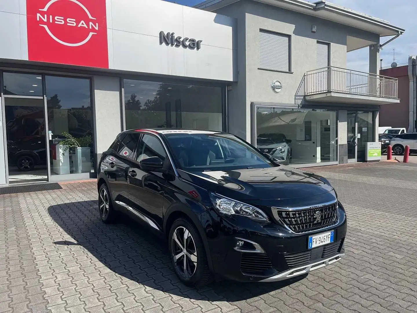 Peugeot 3008 2ª serie BlueHDi 130 S&S EAT8 Allure Negro - 2