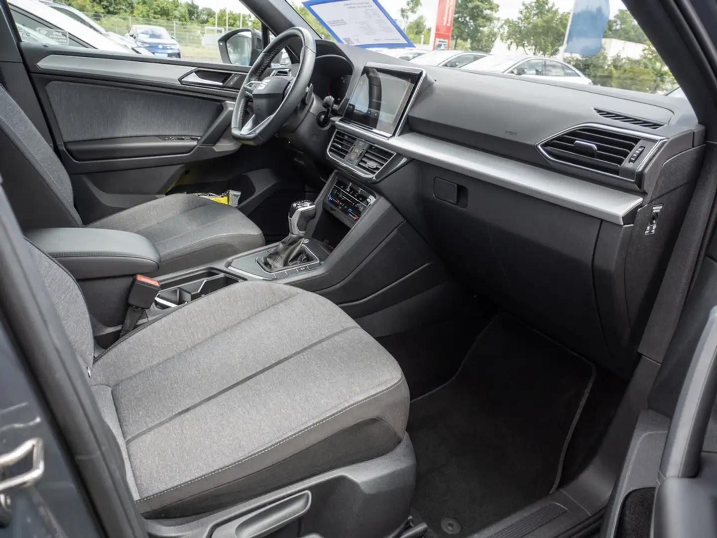 SEAT Tarraco 2.0 TDI Style NAVI ACC LED 7-SITZER Grau - 2