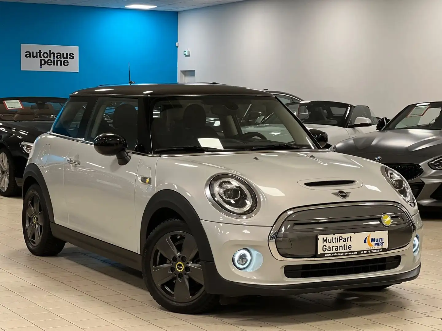 MINI Cooper SE CooperSE/Aut/Navi/LED/SportStz/AppleC/TrimS Stříbrná - 1