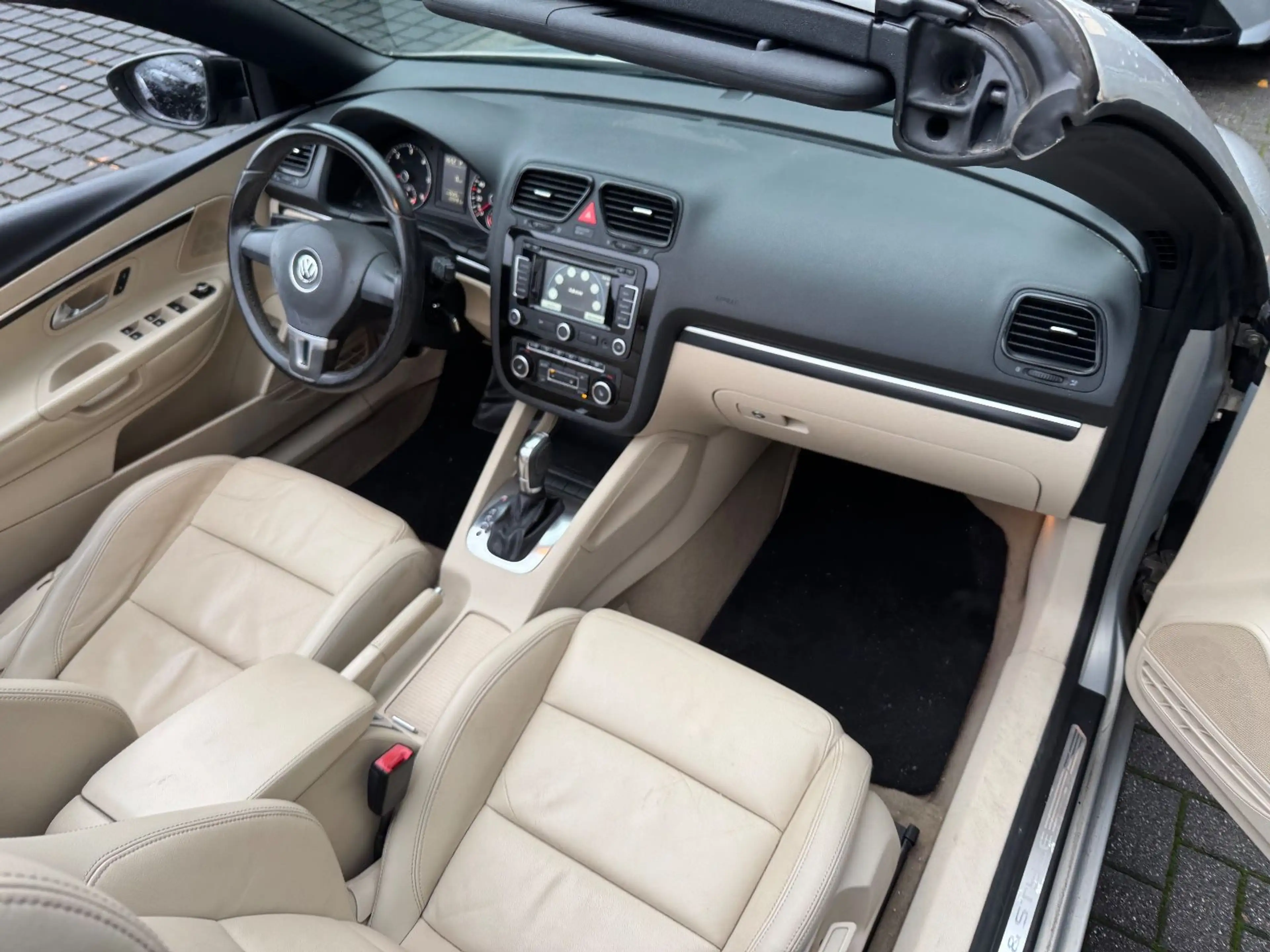 Volkswagen Eos 2.0 TDI DSG Sport-Paket Black Style Premium — photo 12