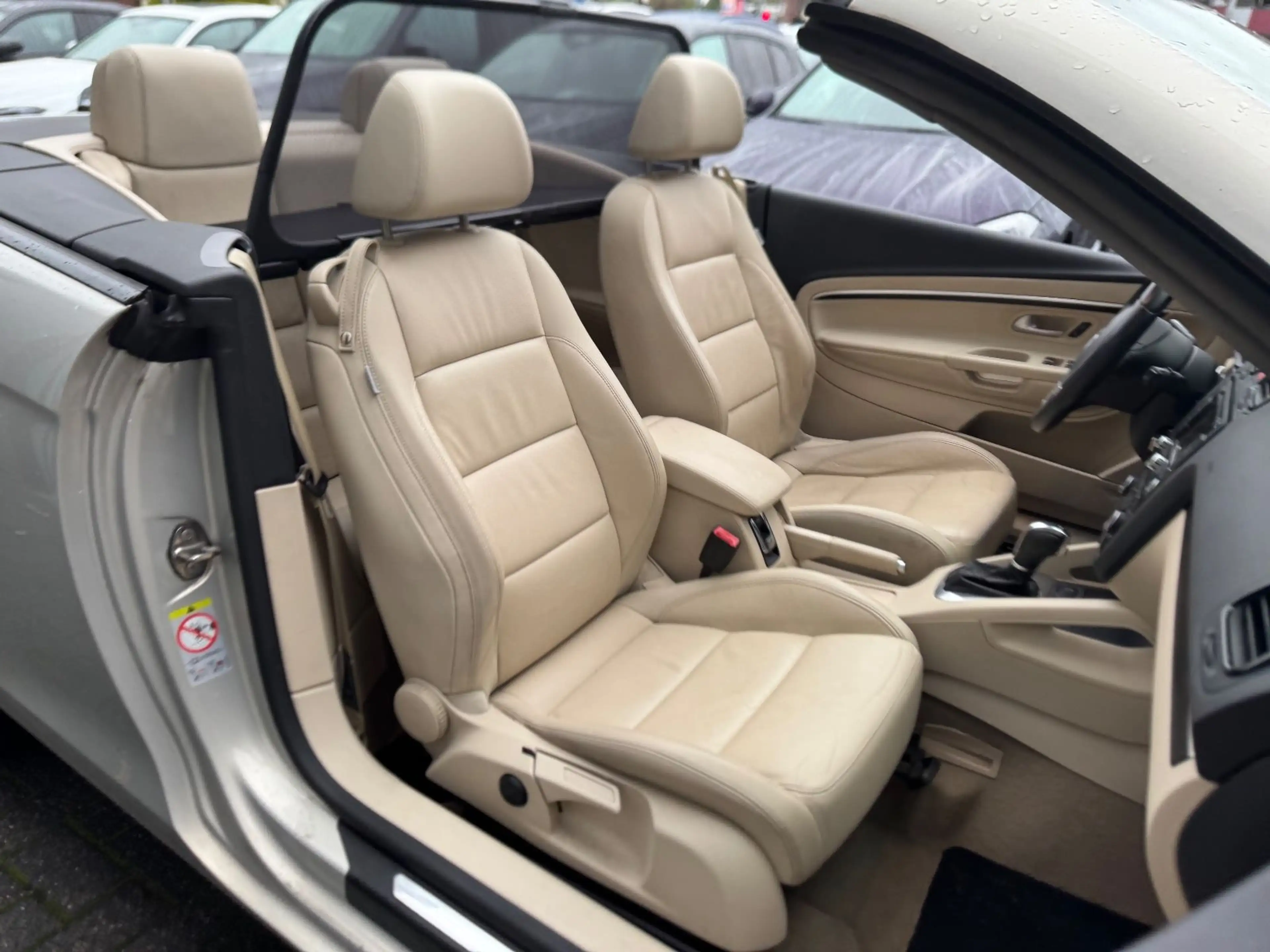 Volkswagen Eos 2.0 TDI DSG Sport-Paket Black Style Premium — photo 14