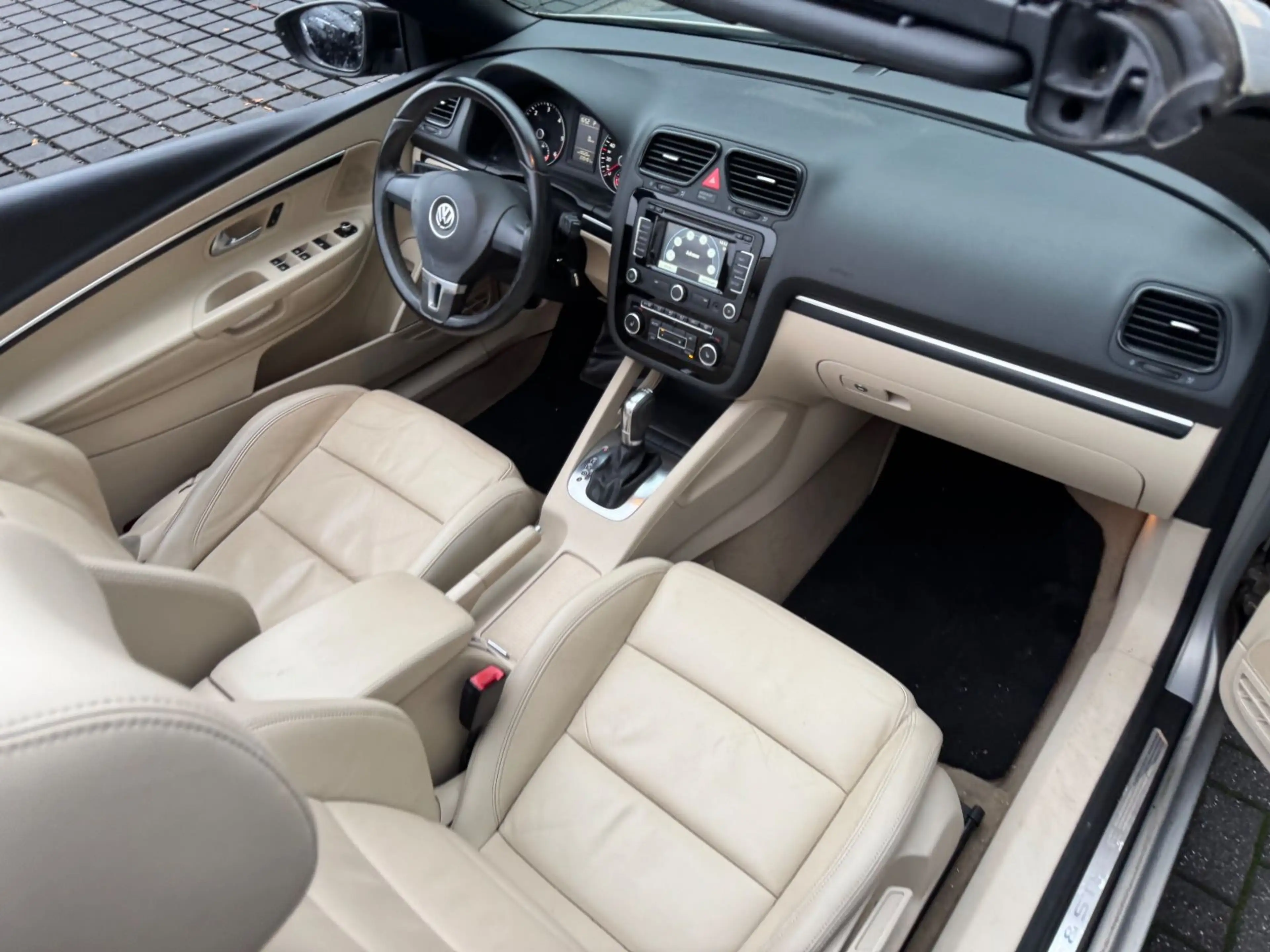 Volkswagen Eos 2.0 TDI DSG Sport-Paket Black Style Premium — photo 13