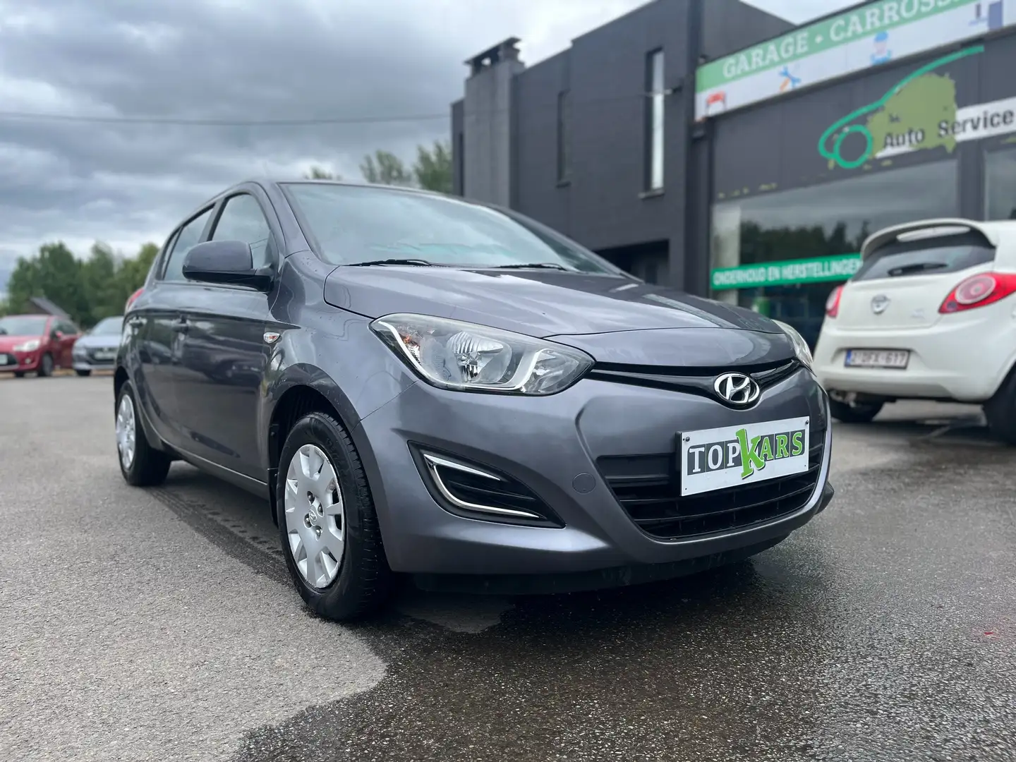 Hyundai i20 i20 1.4i Automaat Gris - 1