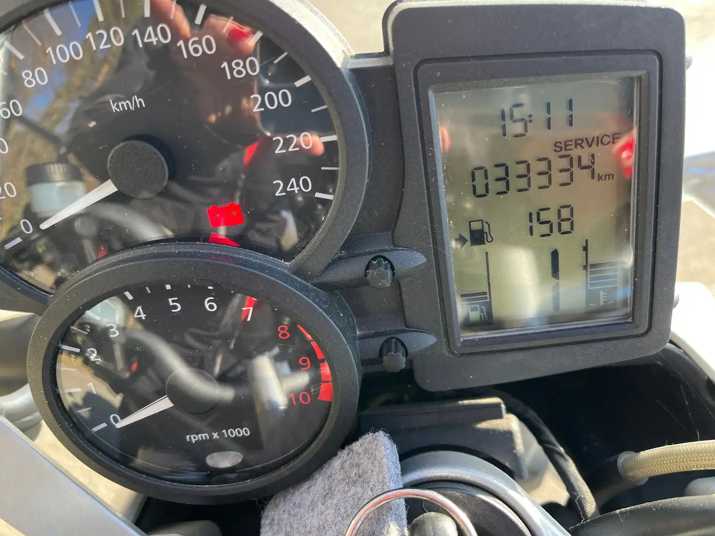 BMW R 1200 R Classic BMW/ schwarz mit weißen Streifen, naked bike Černá - 2