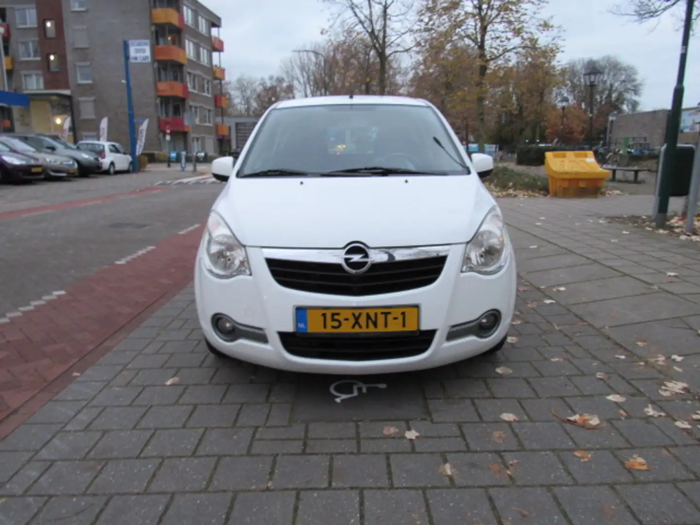 Opel Agila 1.0 12V 68pk Edition Airco Blanc - 2