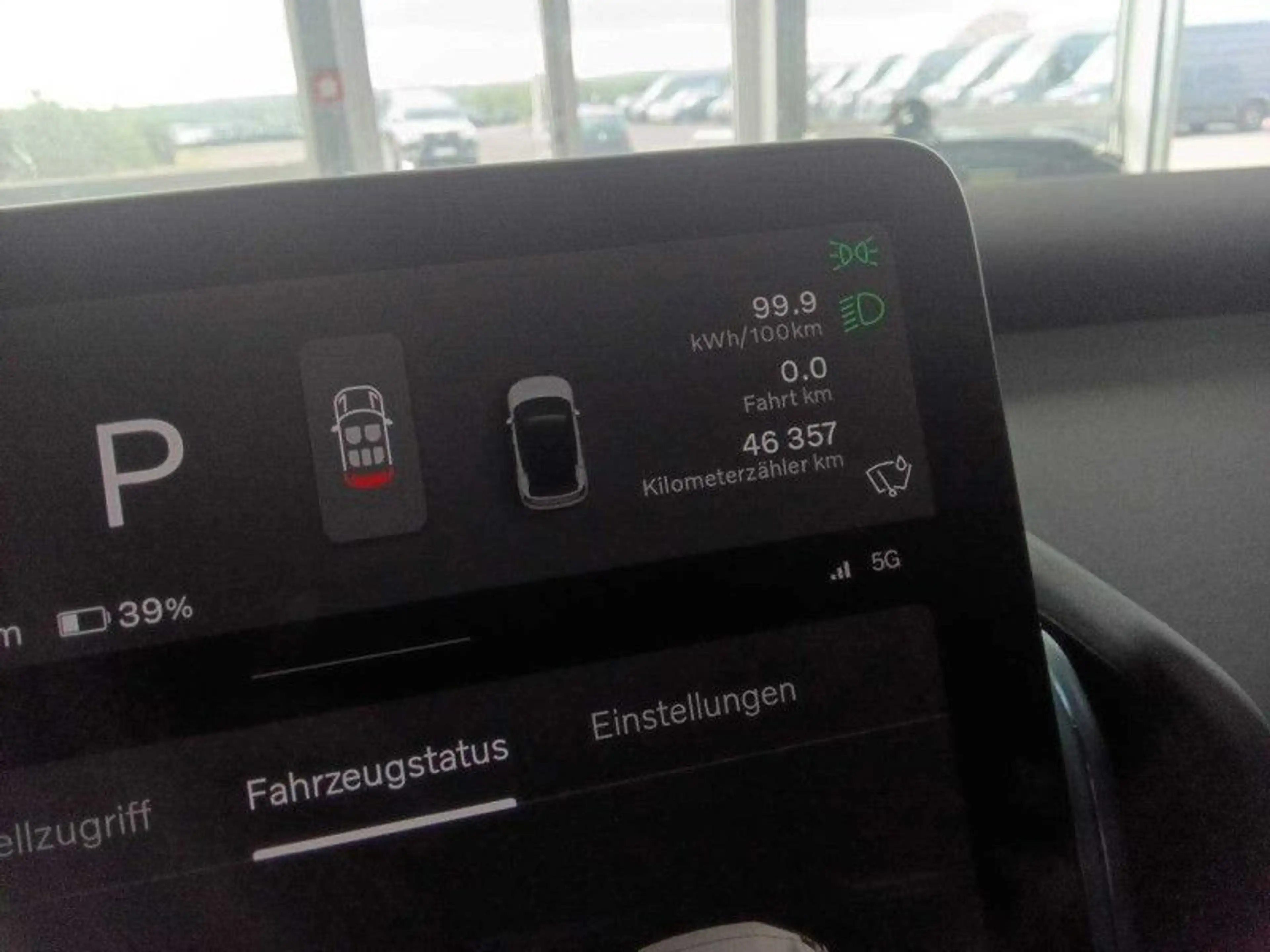 Volvo EX30 Core 2WD Pure Sigle Motor Extended Range — photo 4