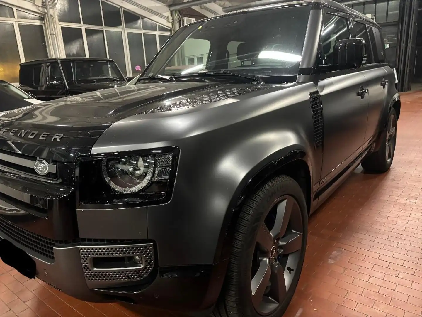 Land Rover Defender 110 5.0 V8 Carpathian Edition-cerchi 22- unico pr, Gris - 2