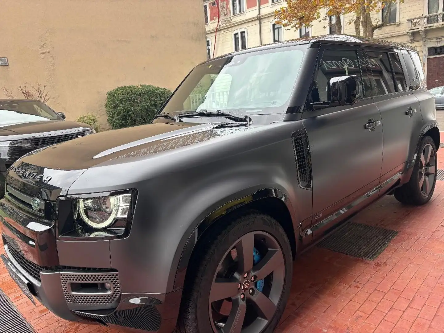 Land Rover Defender 110 5.0 V8 Carpathian Edition-cerchi 22- unico pr. Szürke - 2