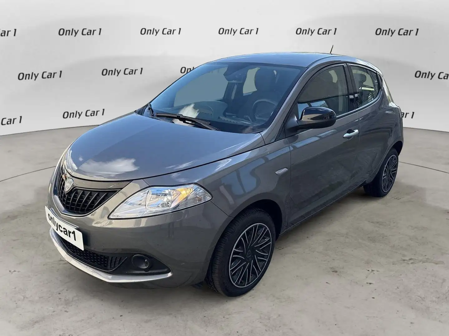 Lancia Ypsilon 1.0 FireFly 5 porte S&S Hybryd Gold Grigio - 2