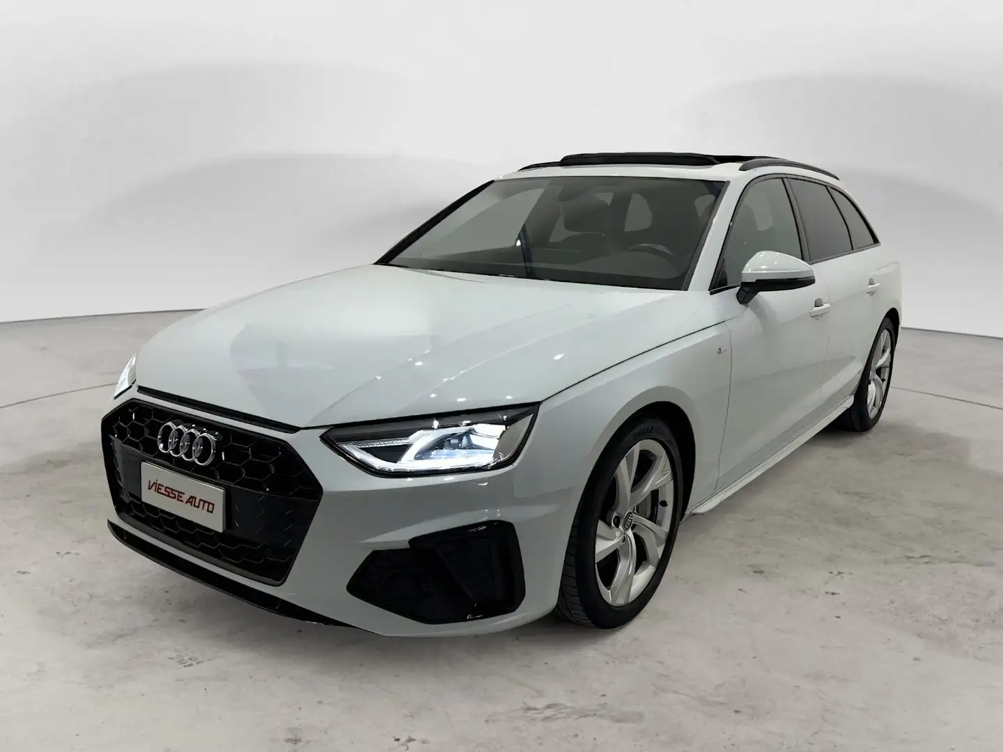 Audi A4 A4 Avant 40 2.0 tdi mhev S line  204cv s-tronic Bianco - 1