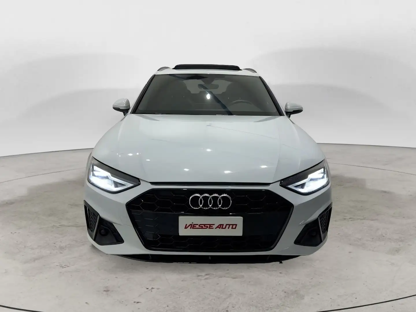 Audi A4 A4 Avant 40 2.0 tdi mhev S line  204cv s-tronic Bianco - 2