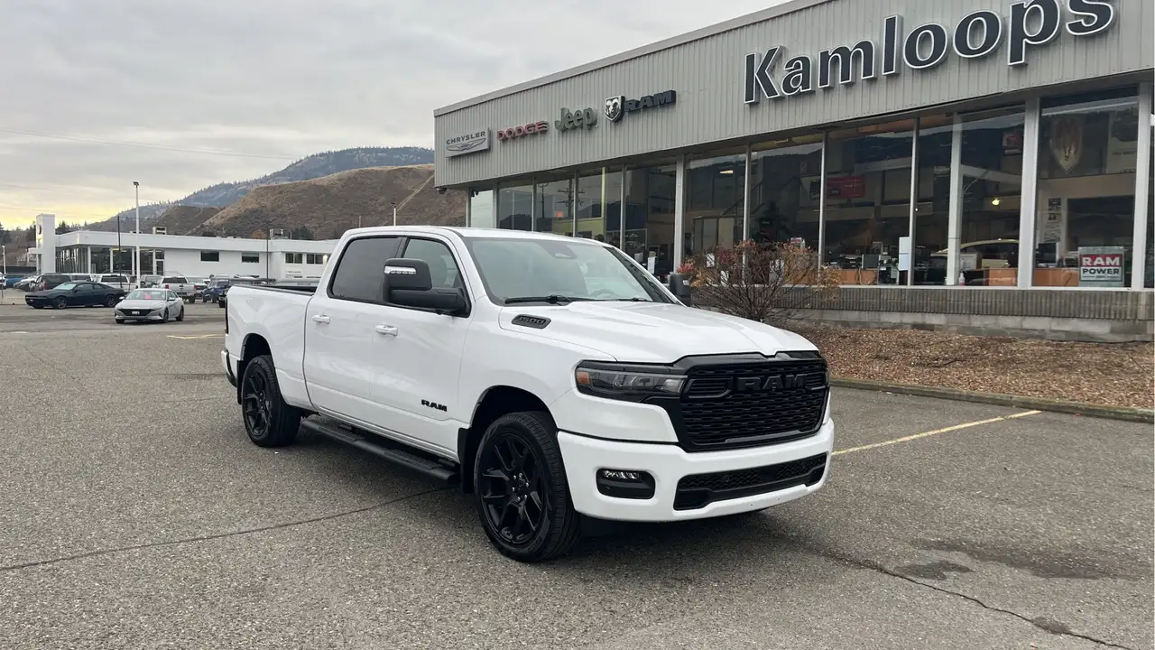 RAM 1500 снимка RAM 1500