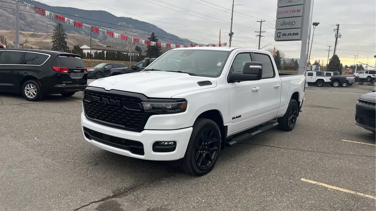 RAM 1500 снимка RAM 1500