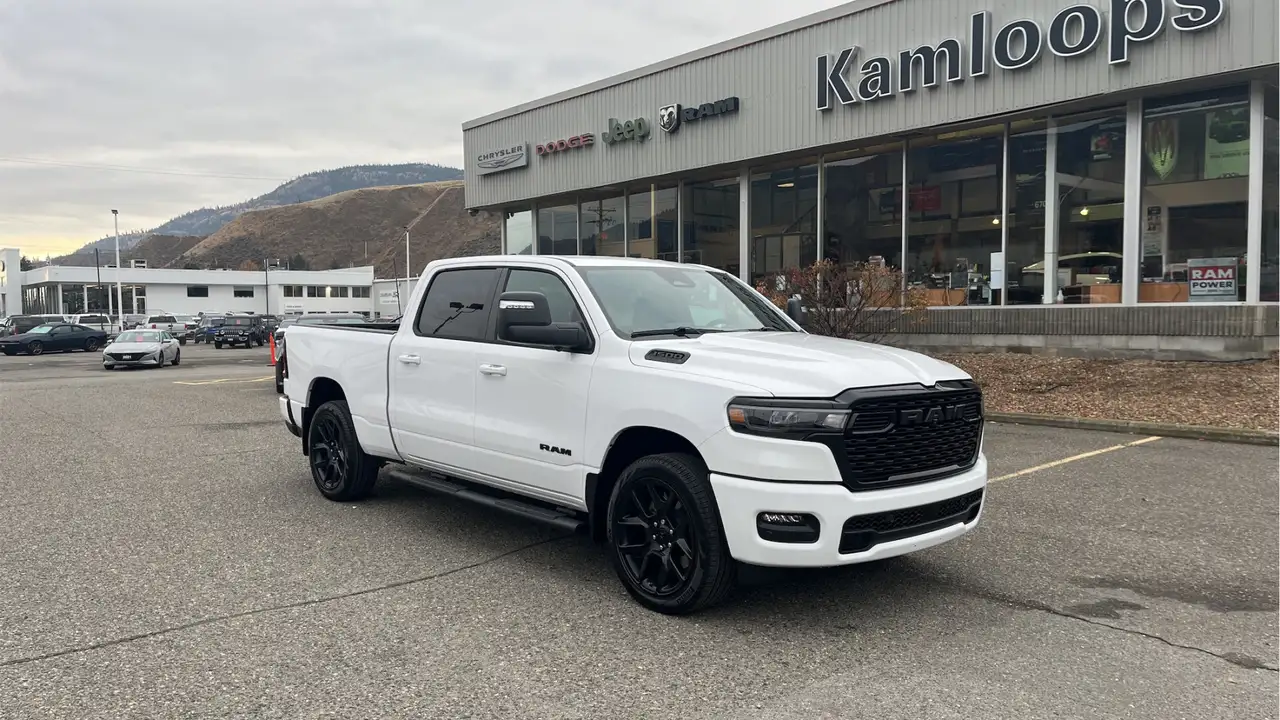 RAM 1500 снимка RAM 1500