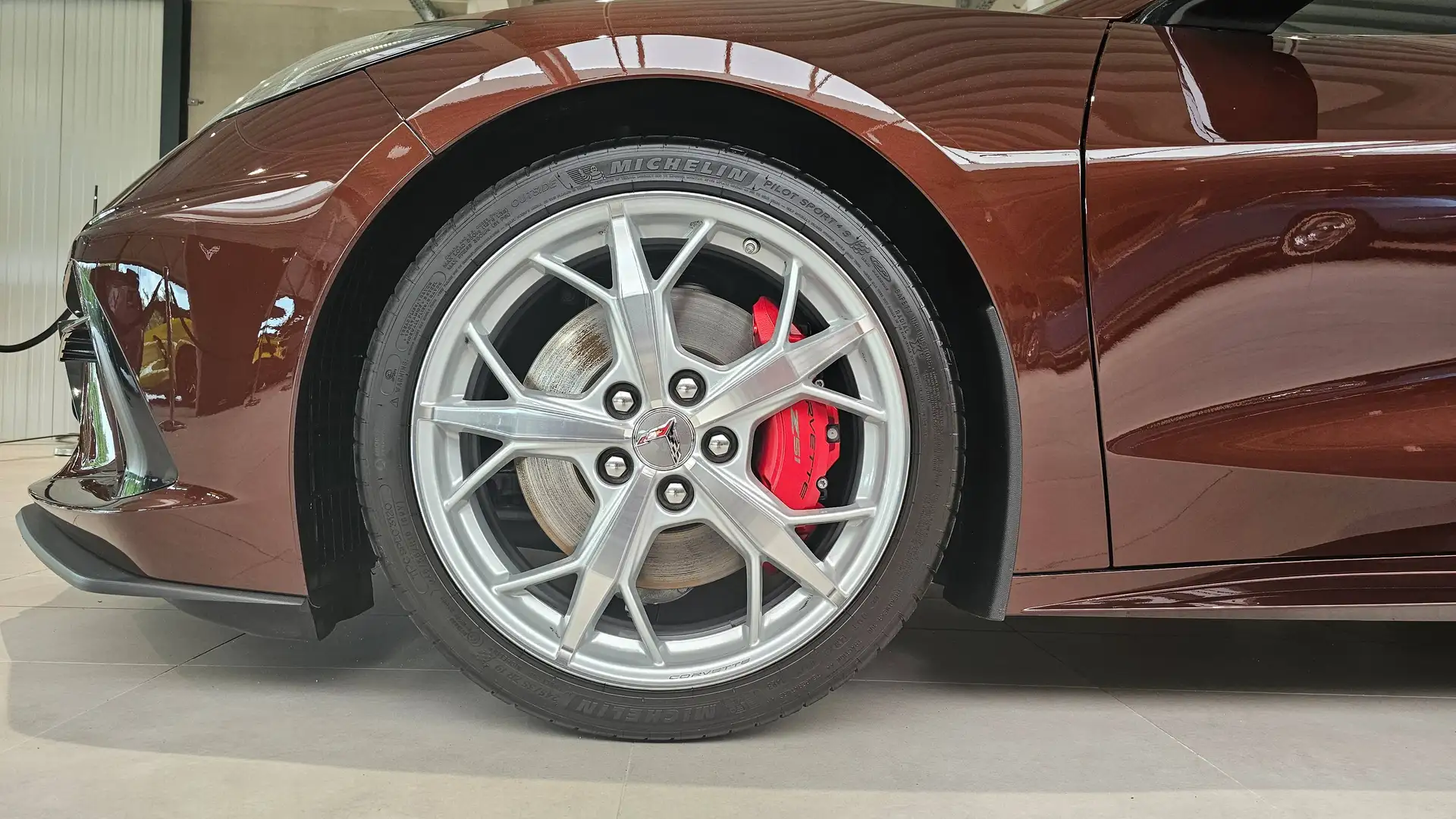 Chevrolet Corvette 6.2 V8 2023 버건디 사진 2