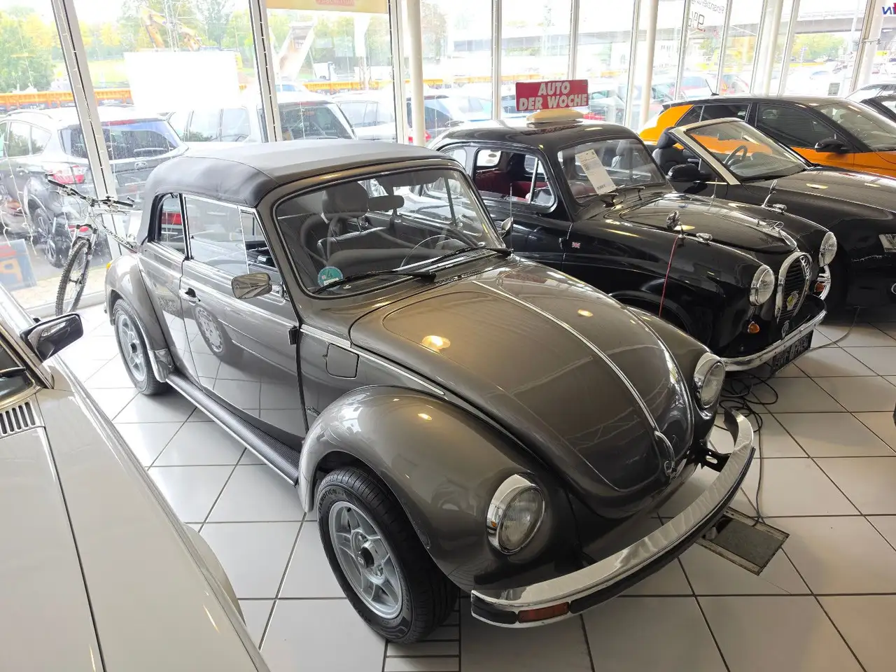 Volkswagen Käfer 1303 Cabrio+LEDER+TÜV 06/27+H-KENNZEICHEN+, foto 2