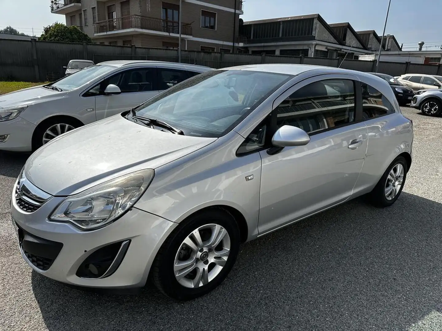 Opel Corsa 1.3 cdti ecoflex Edition (elective) s&s 95cv 3p Grijs - 1