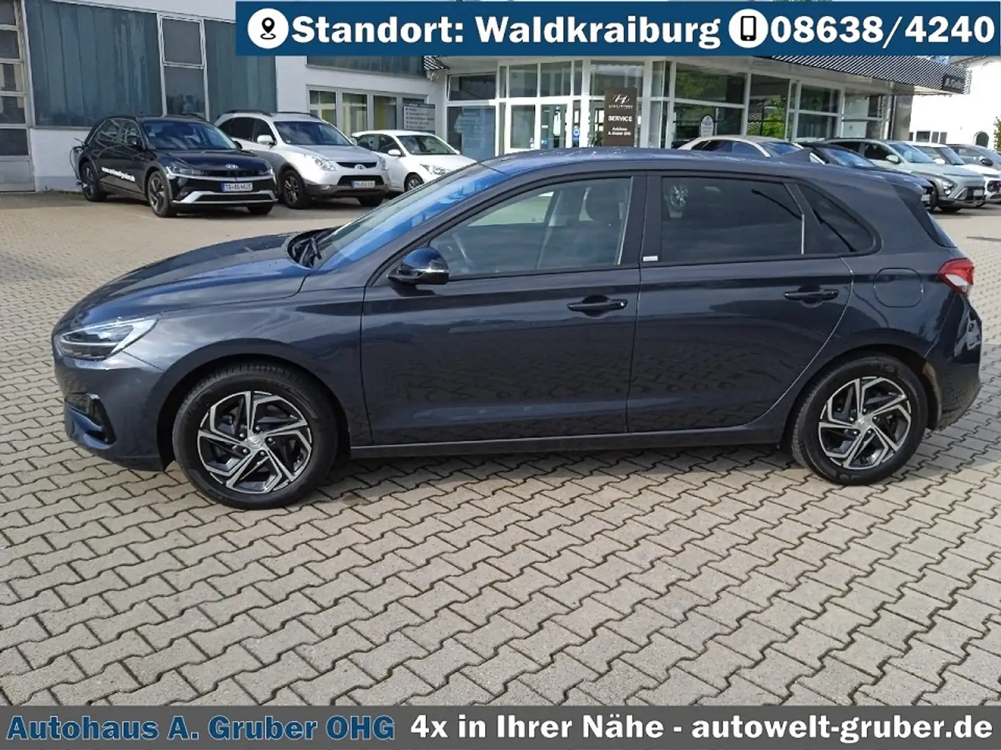 Hyundai i30 1.5 Navi+Voll LED+Kamera+Sitz/Lenkradheizung Grau - 2
