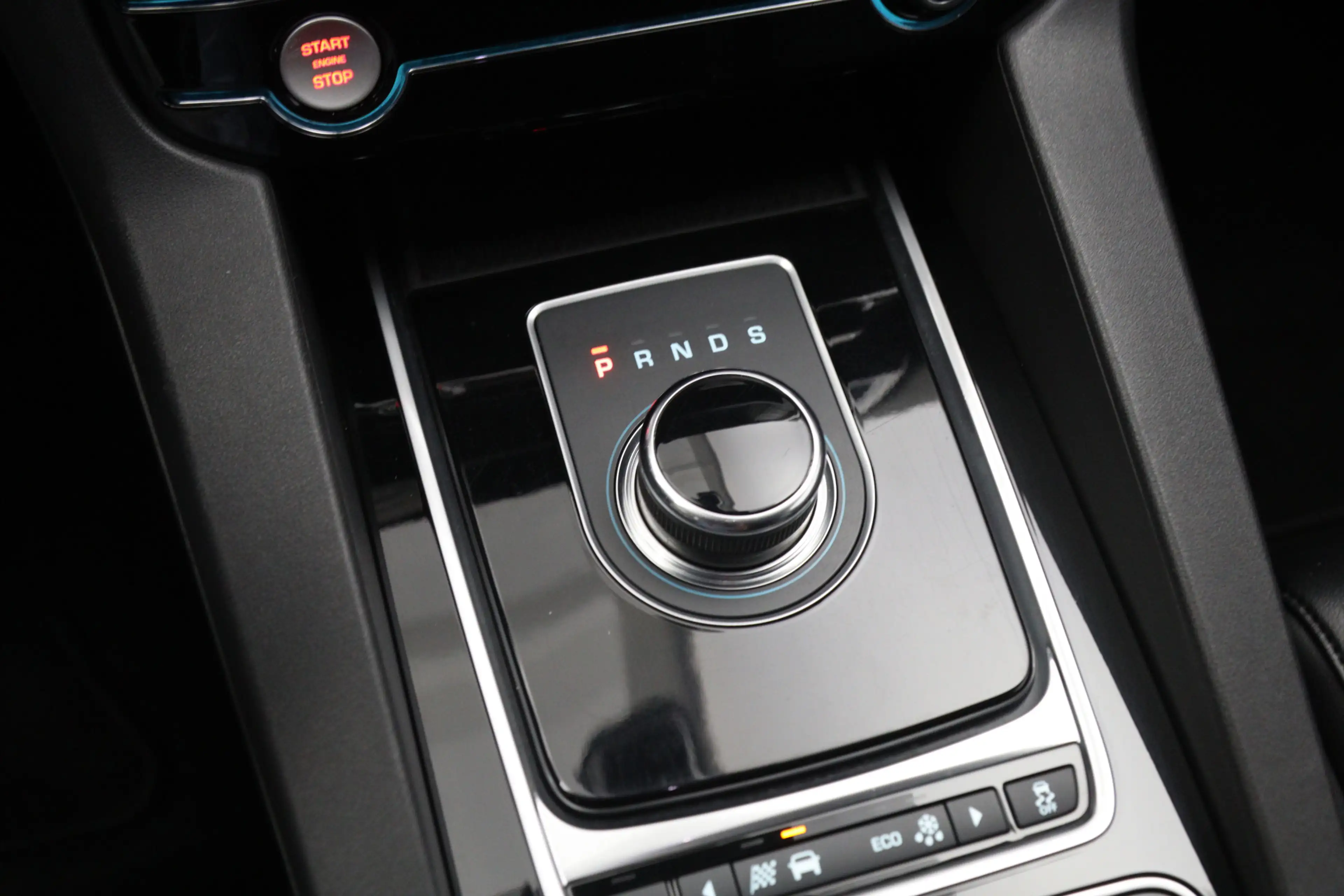 Jaguar F-Pace 2.0 Prestige AWD 20d 180 PK Automaat, Cruise Contr — photo 16
