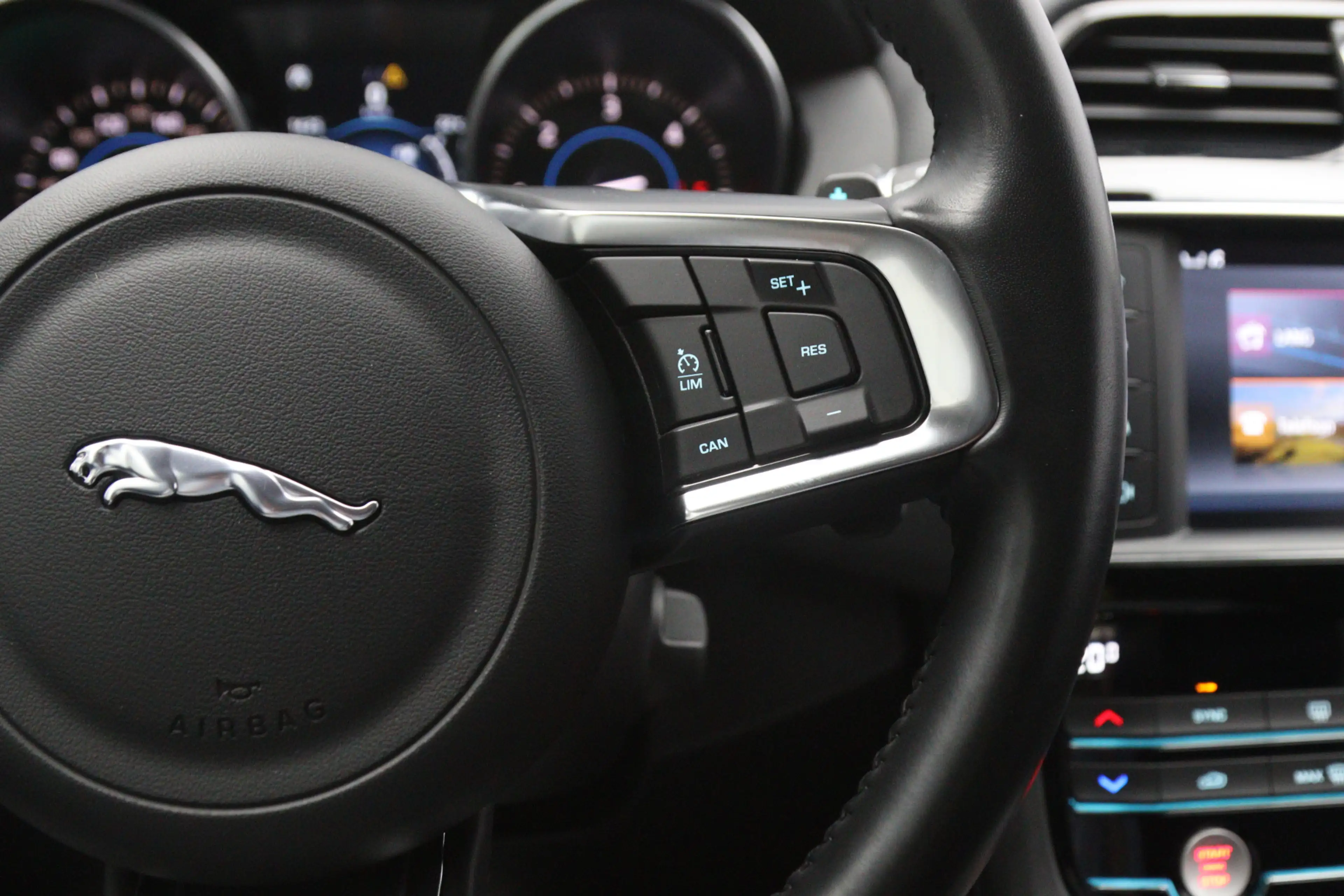 Jaguar F-Pace 2.0 Prestige AWD 20d 180 PK Automaat, Cruise Contr — photo 15