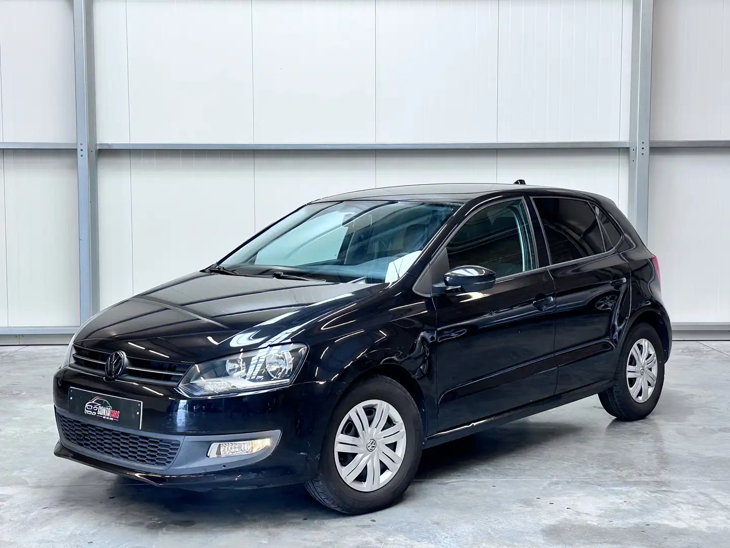 Volkswagen Polo Polo 1.4i Trendline DSG Zwart - 1