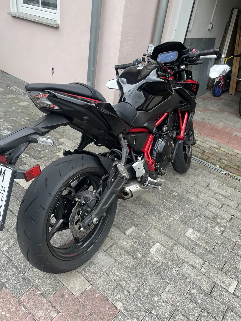Kawasaki Z 650 RS - 2