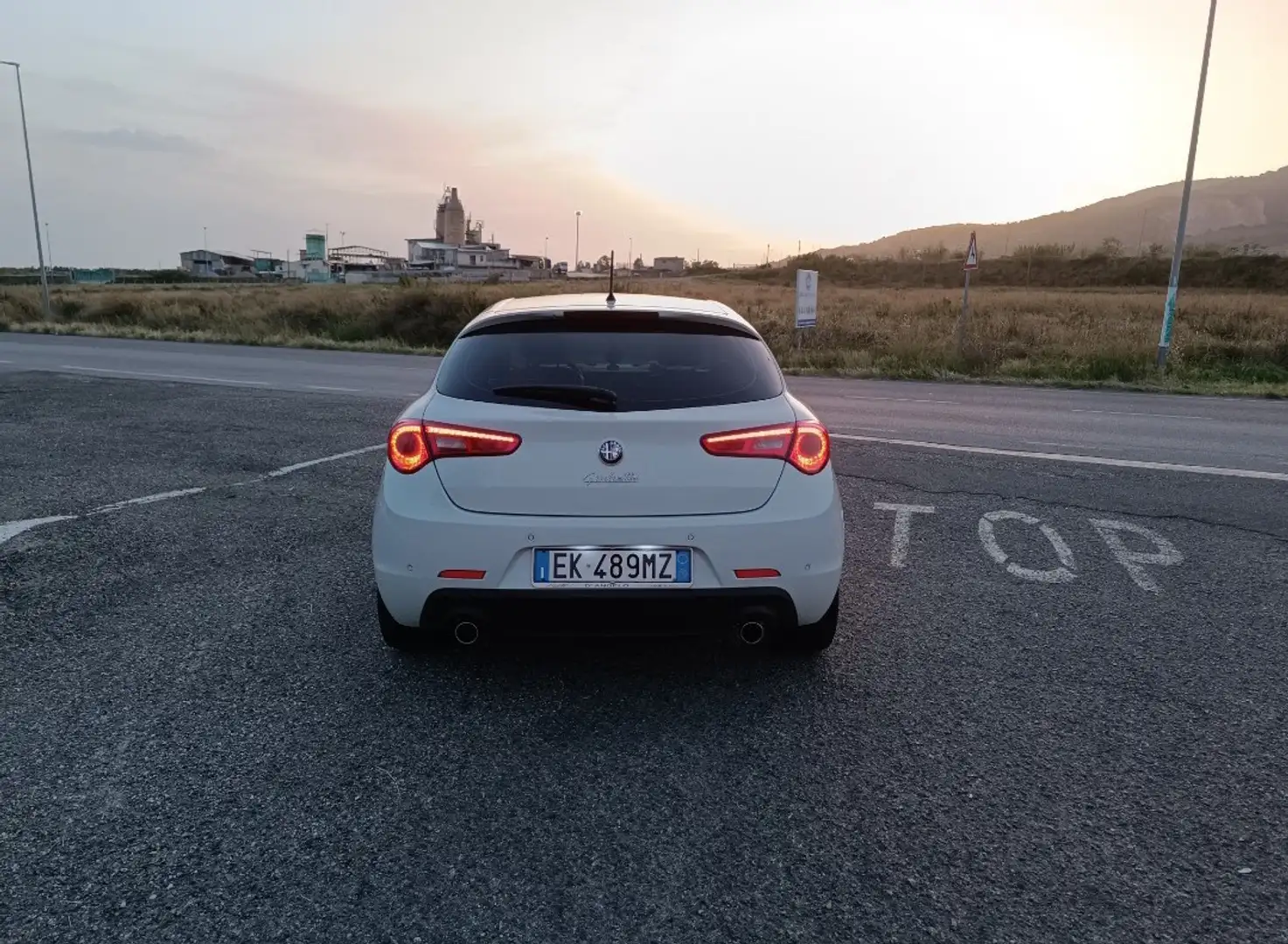 Alfa Romeo Giulietta 2.0 jtdm(2) Distinctive 170cv - 2