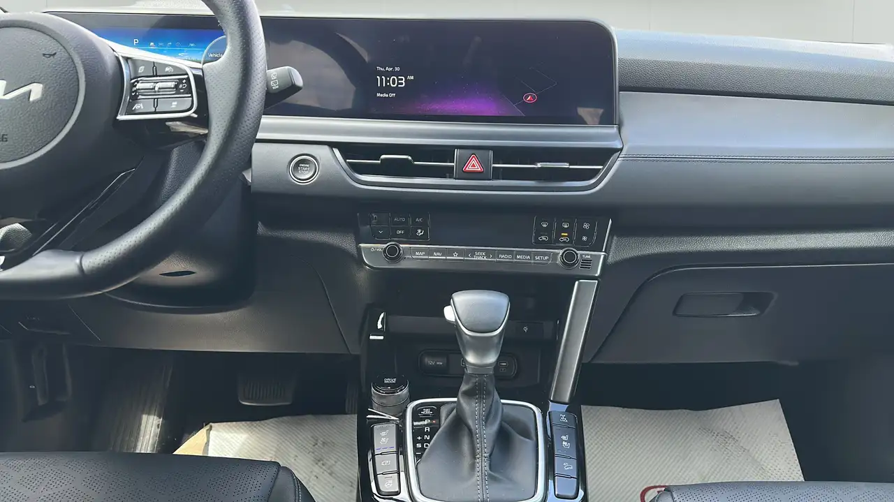 Kia Seltos снимка Kia Seltos