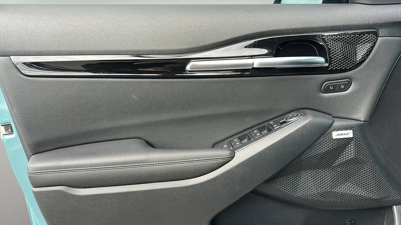 Kia Seltos снимка Kia Seltos
