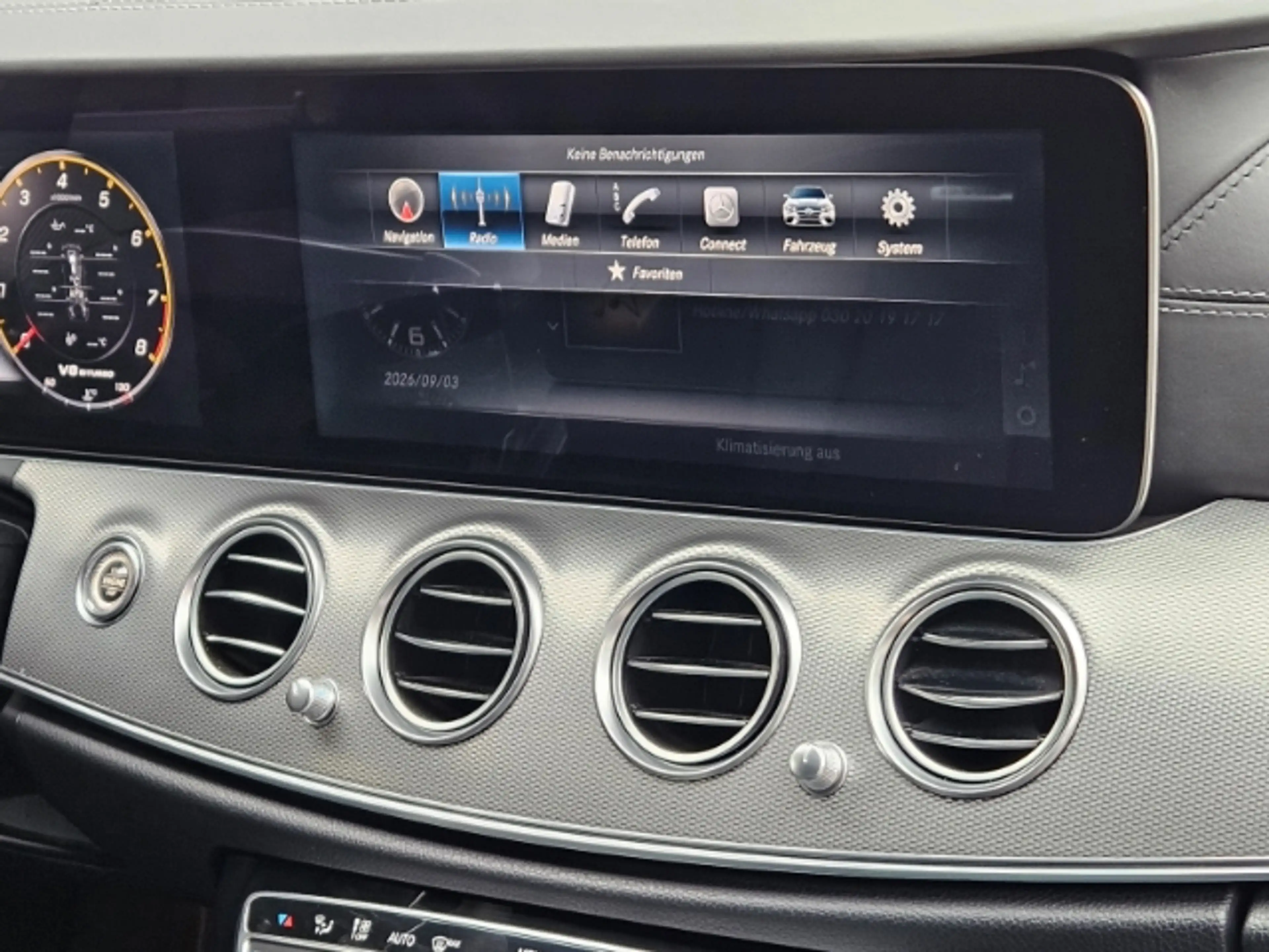 Mercedes-Benz E 63 AMG S 4Matic+ — photo 9