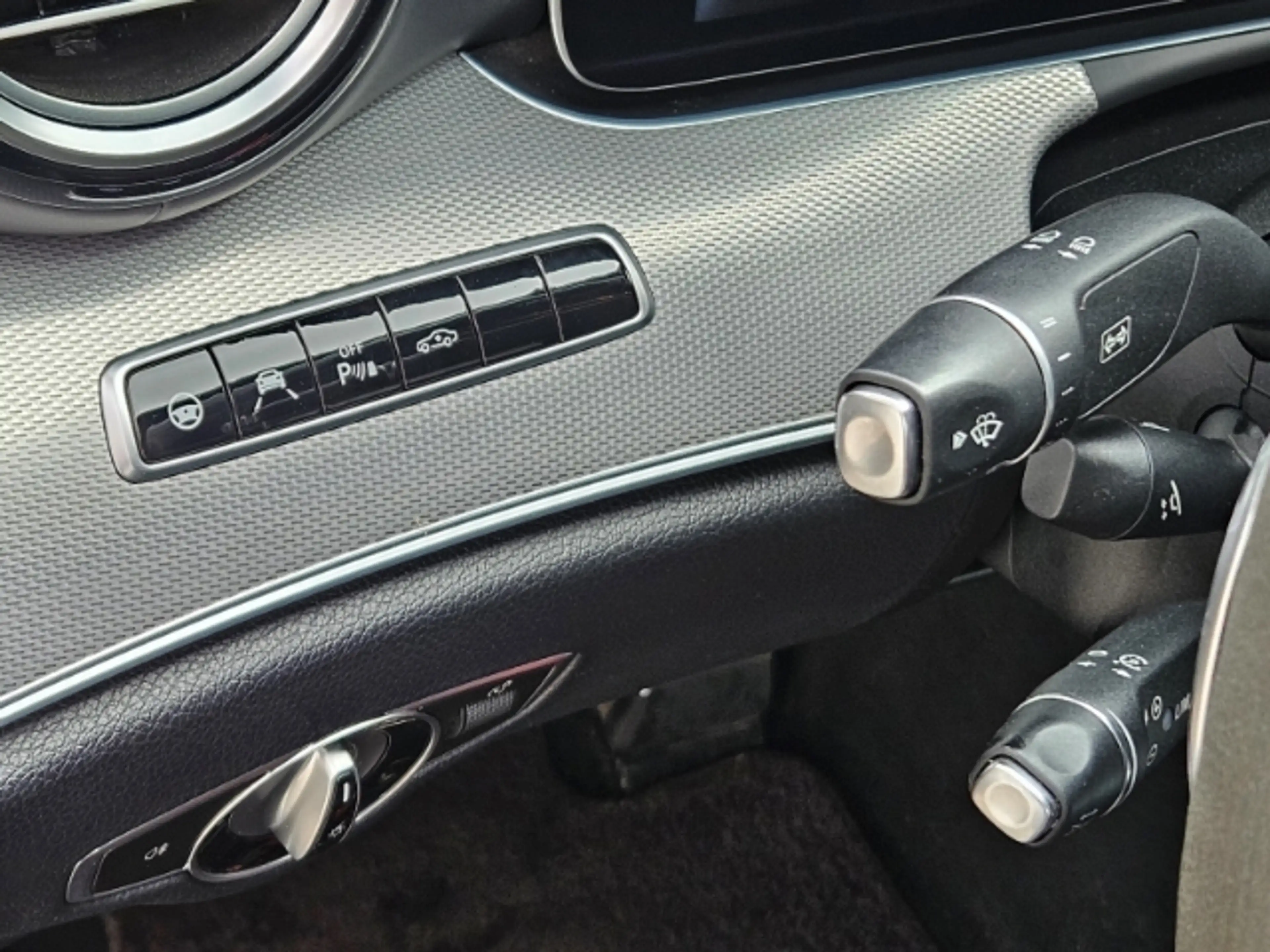 Mercedes-Benz E 63 AMG S 4Matic+ — photo 15