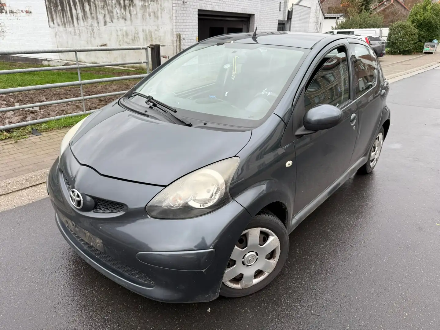 Toyota Aygo Aygo 1.0i VVT-i Blue Noir - 2