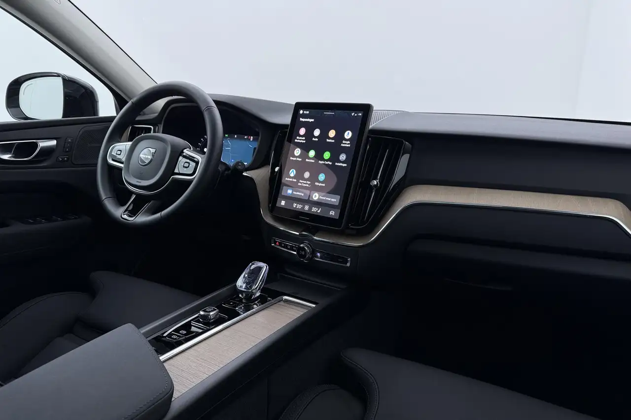 Volvo XC60 2026 — фото 17