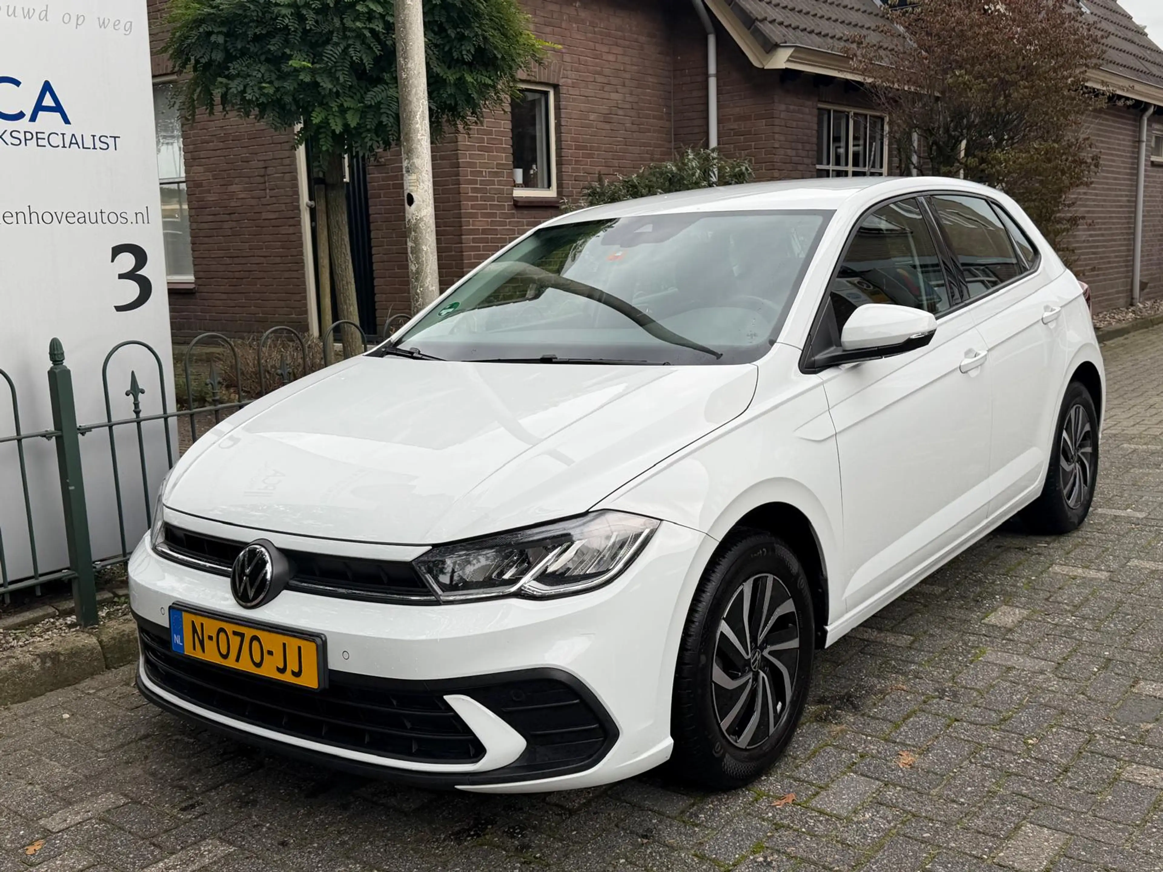 Volkswagen Polo 1.0 TSI Life — photo 4