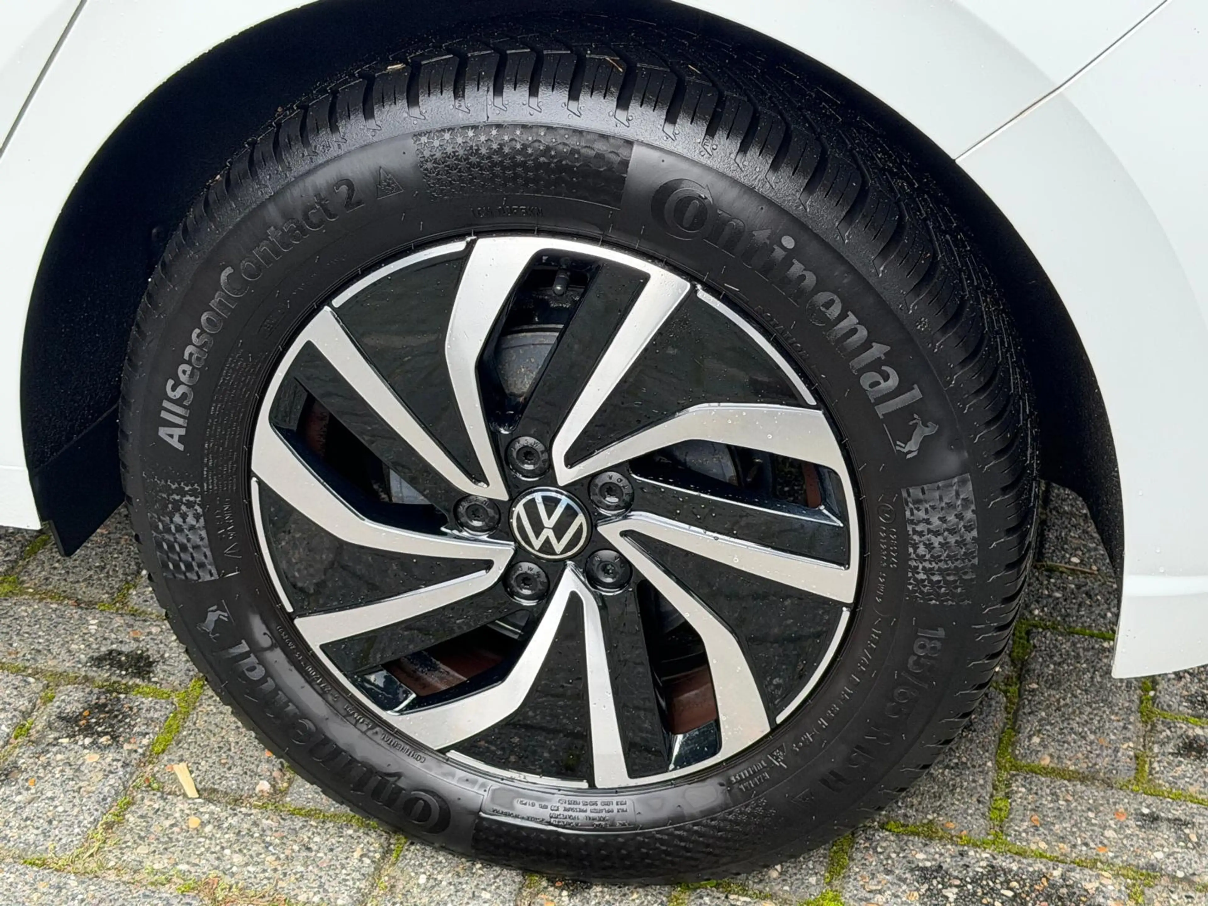 Volkswagen Polo 1.0 TSI Life — photo 38