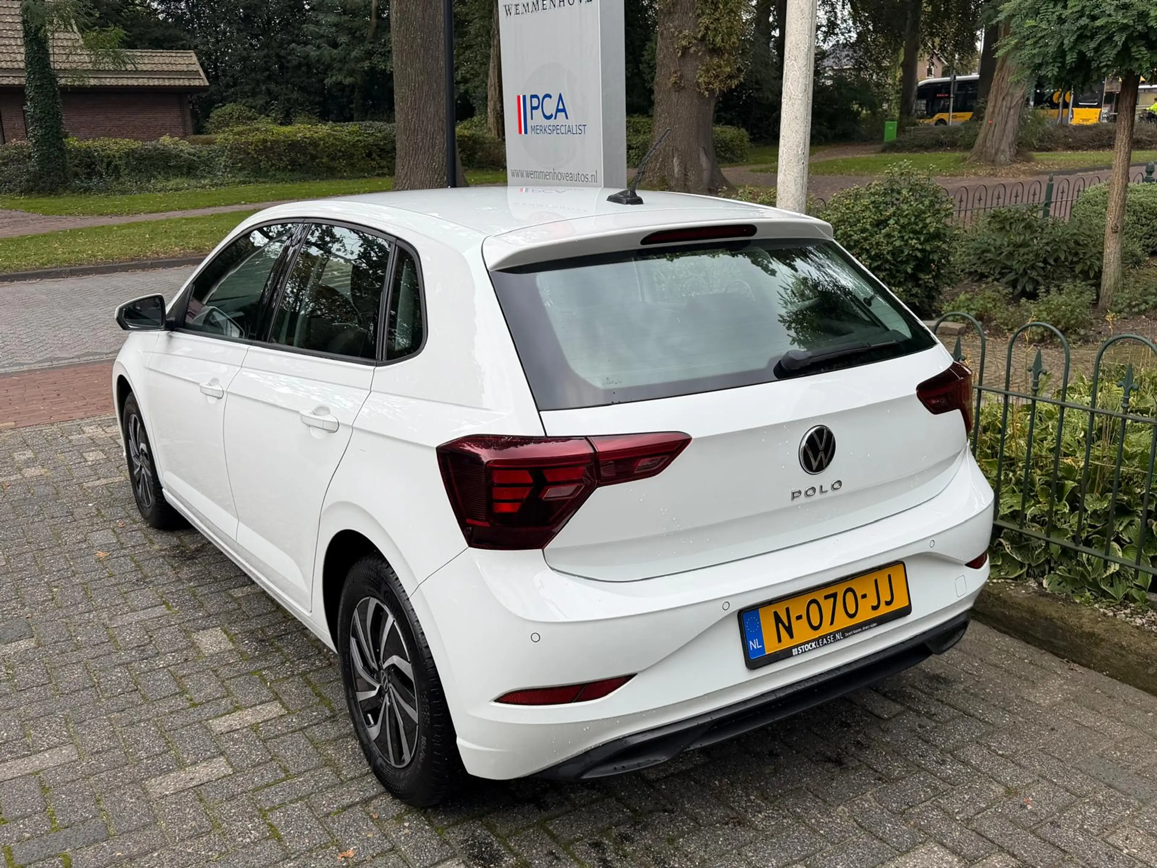 Volkswagen Polo 1.0 TSI Life — photo 32