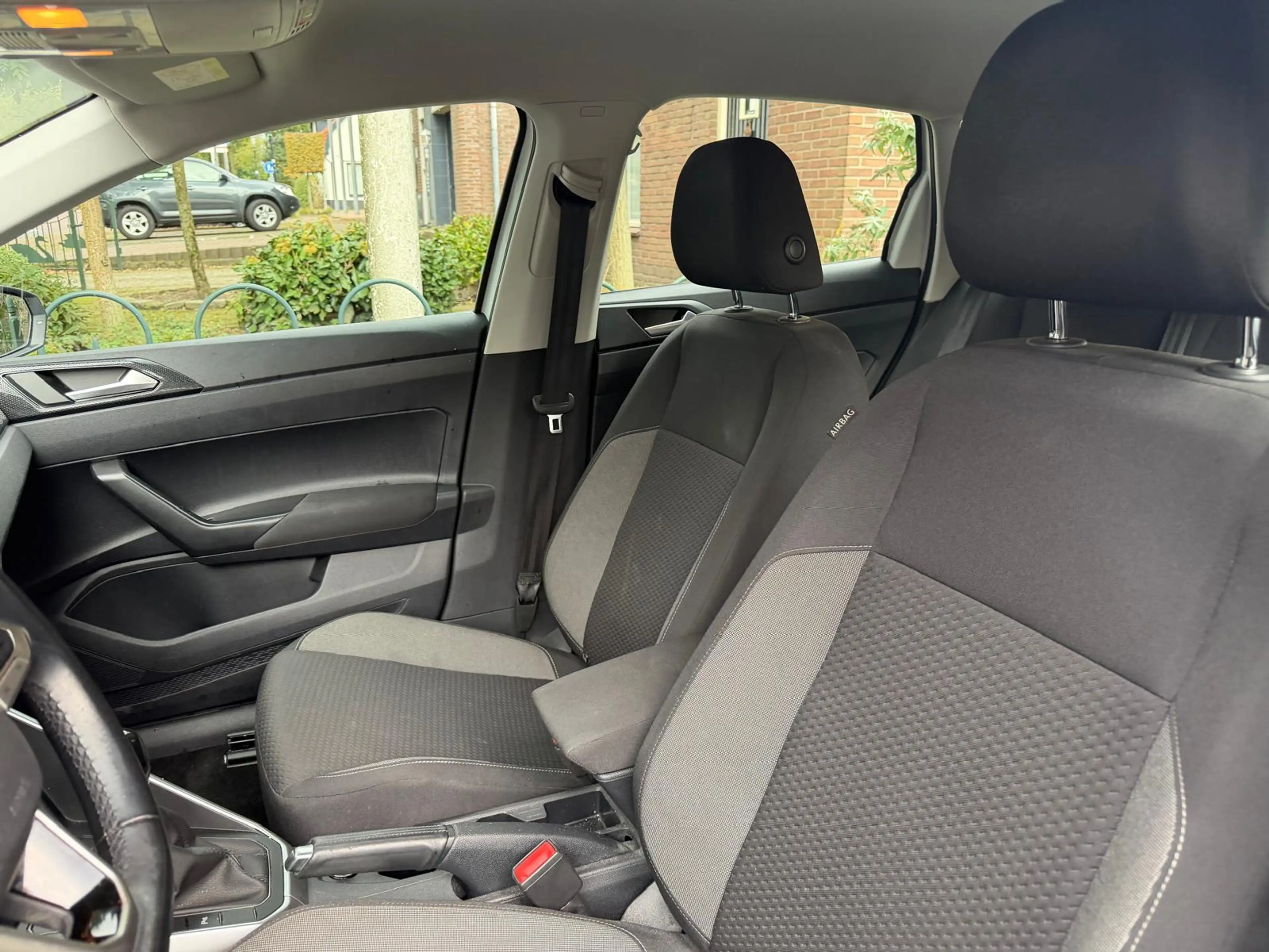 Volkswagen Polo 1.0 TSI Life — photo 16