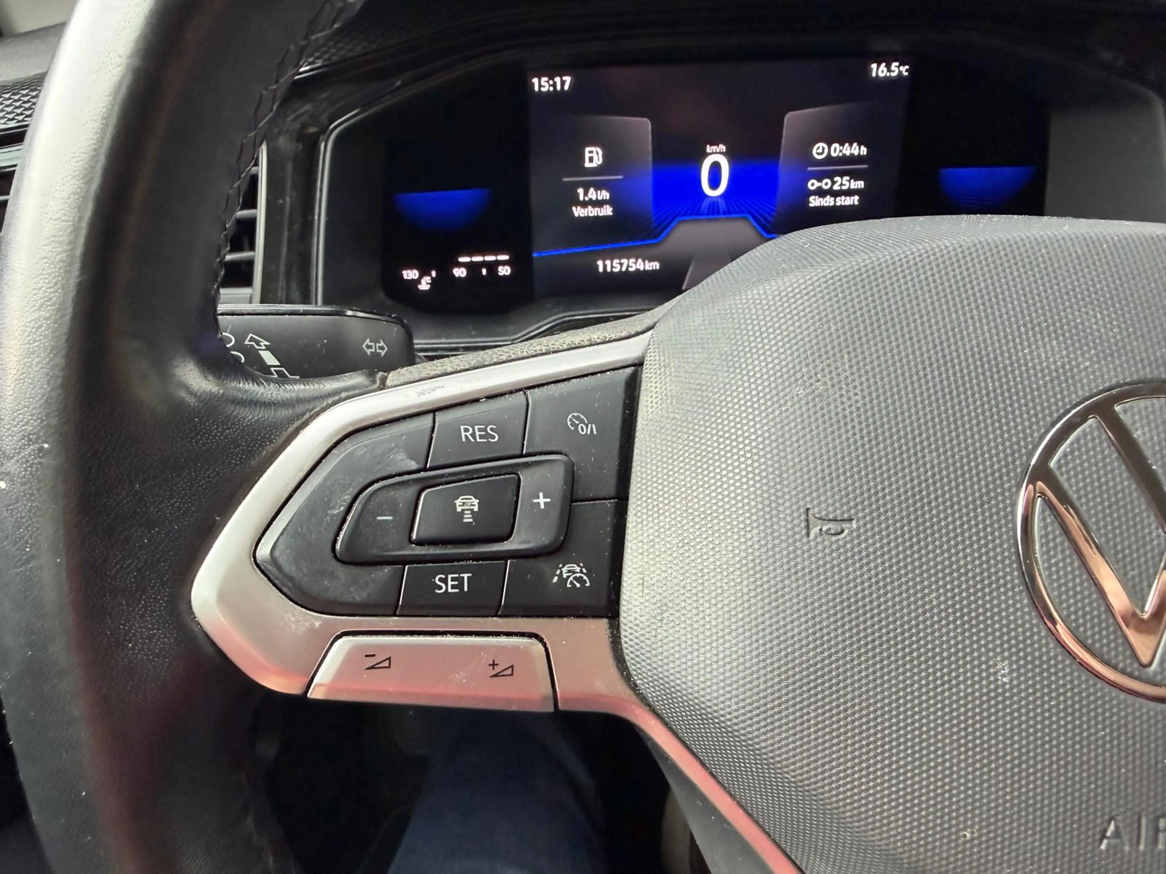 Volkswagen Polo 1.0 TSI Life — photo 18