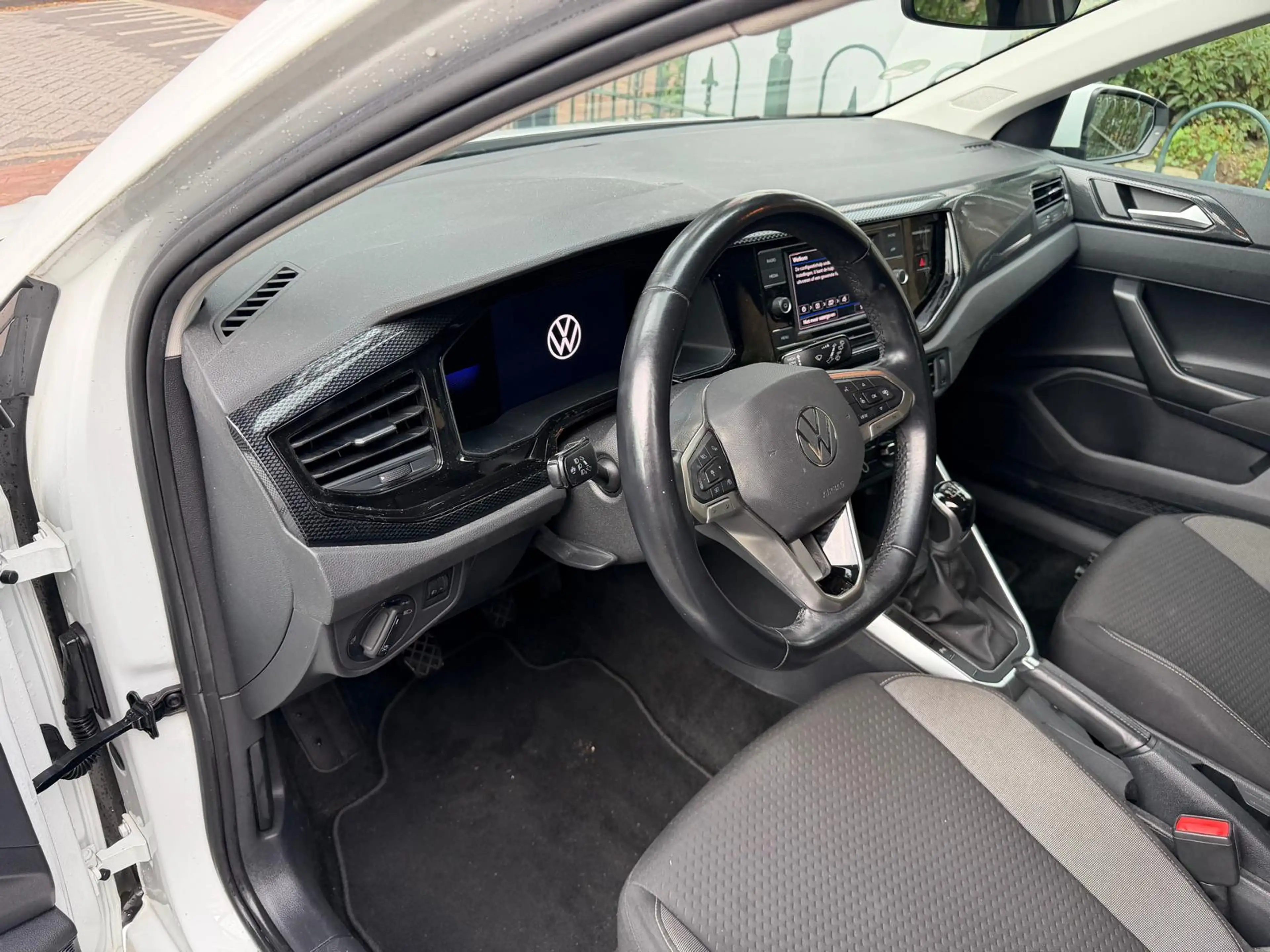 Volkswagen Polo 1.0 TSI Life — photo 14