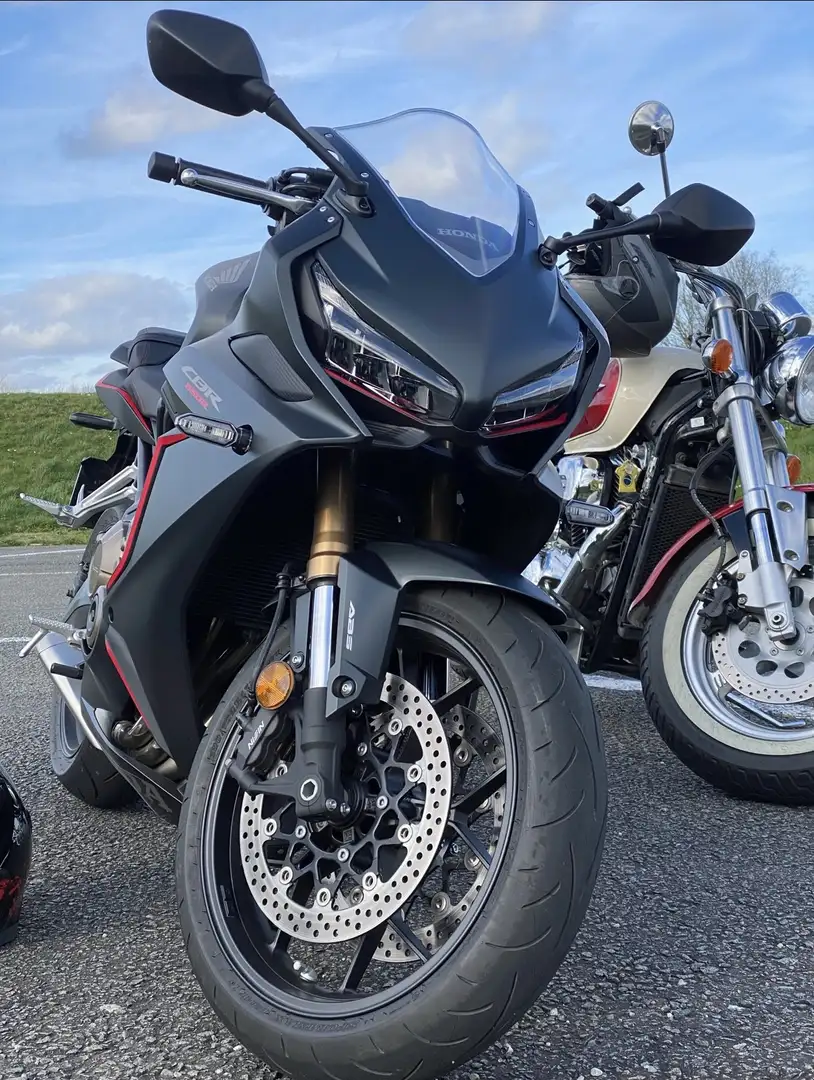 Honda CBR 650 honda cbr 650r - 1