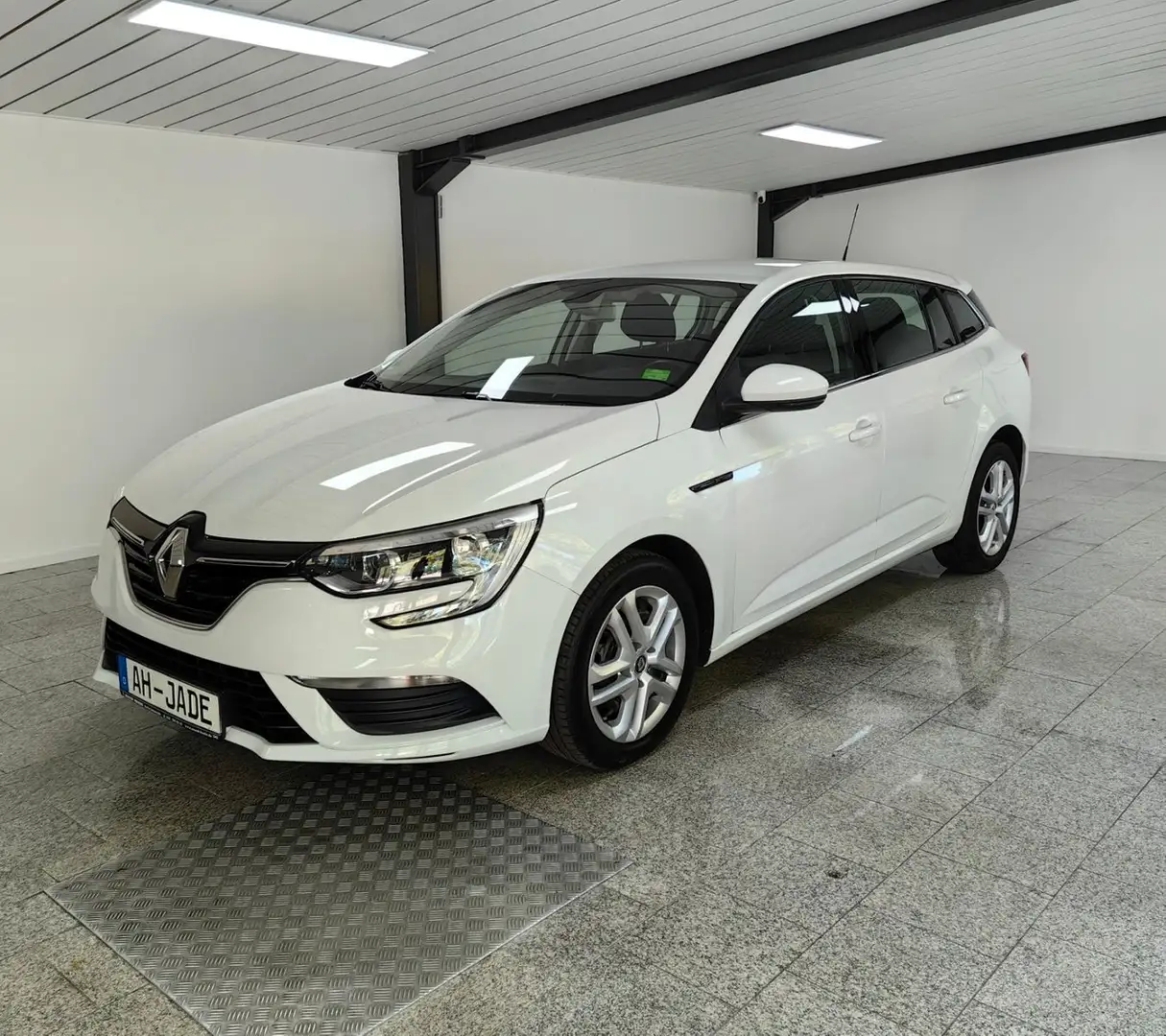 Renault Megane IV Grandtour Play *Navi *Klima *Bluetooth Weiß - 1
